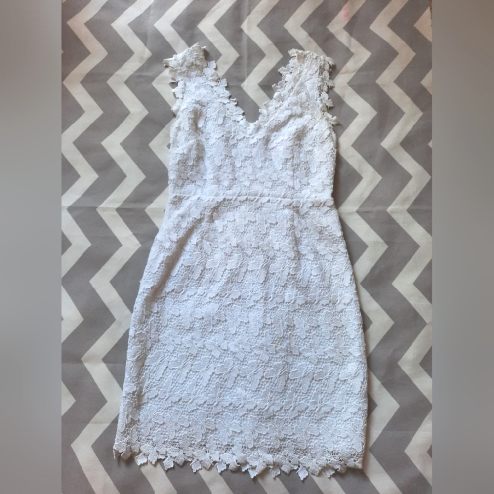Lilly pulitzer white lace dress butterfly sz 6